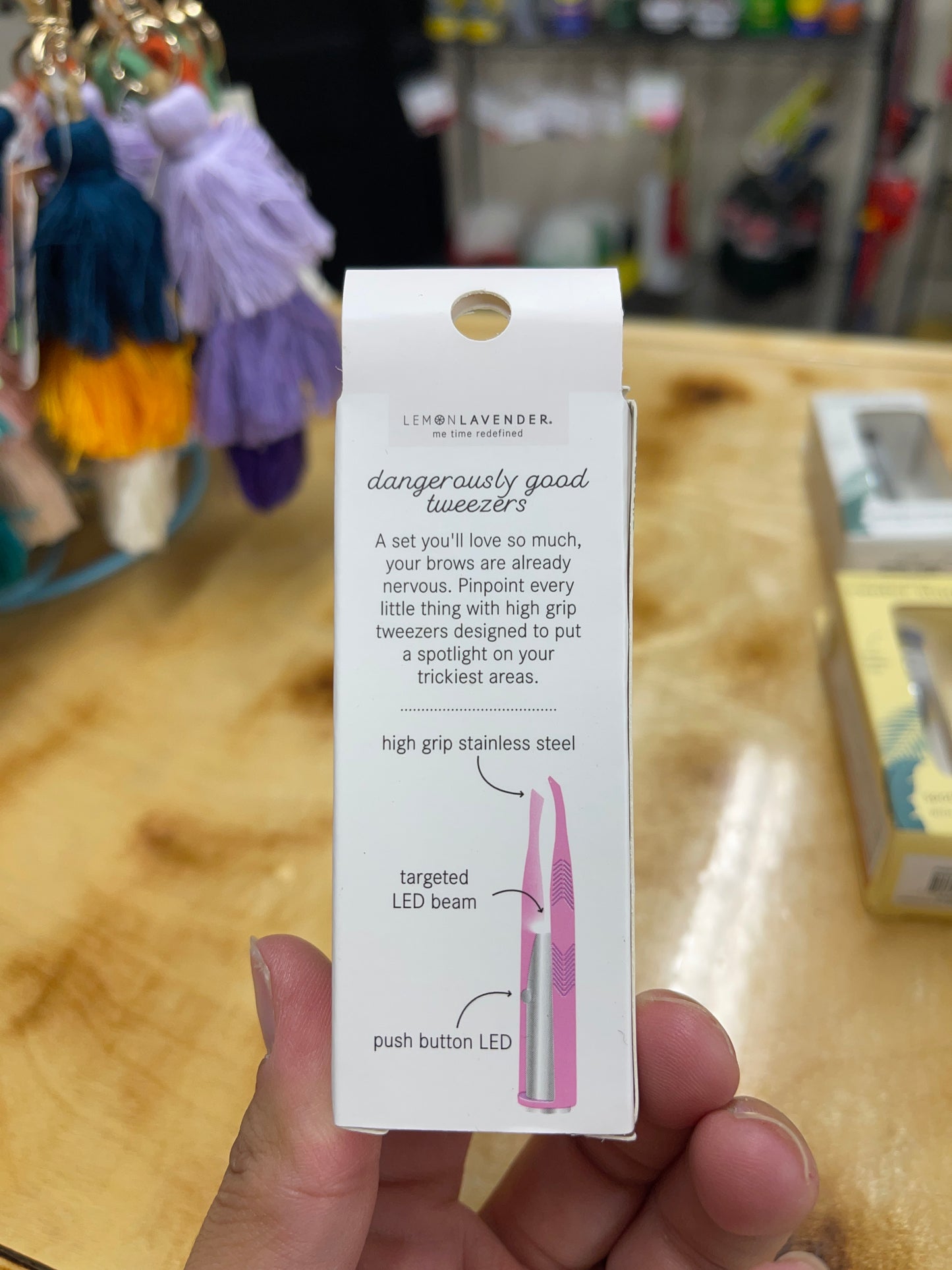 Center Stage Spotlight Tweezers
