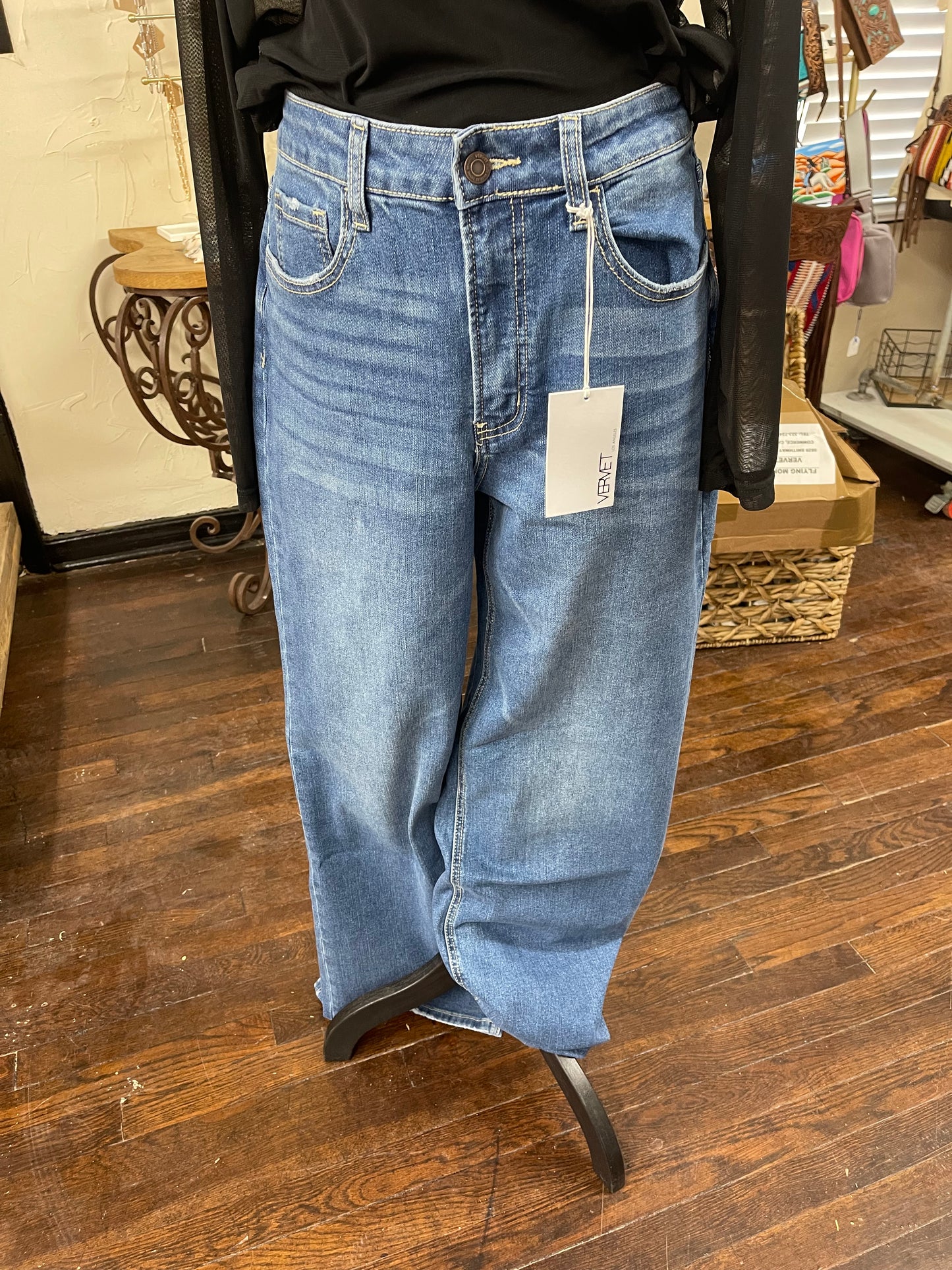 Vervet 90’s Wide Leg Jeans