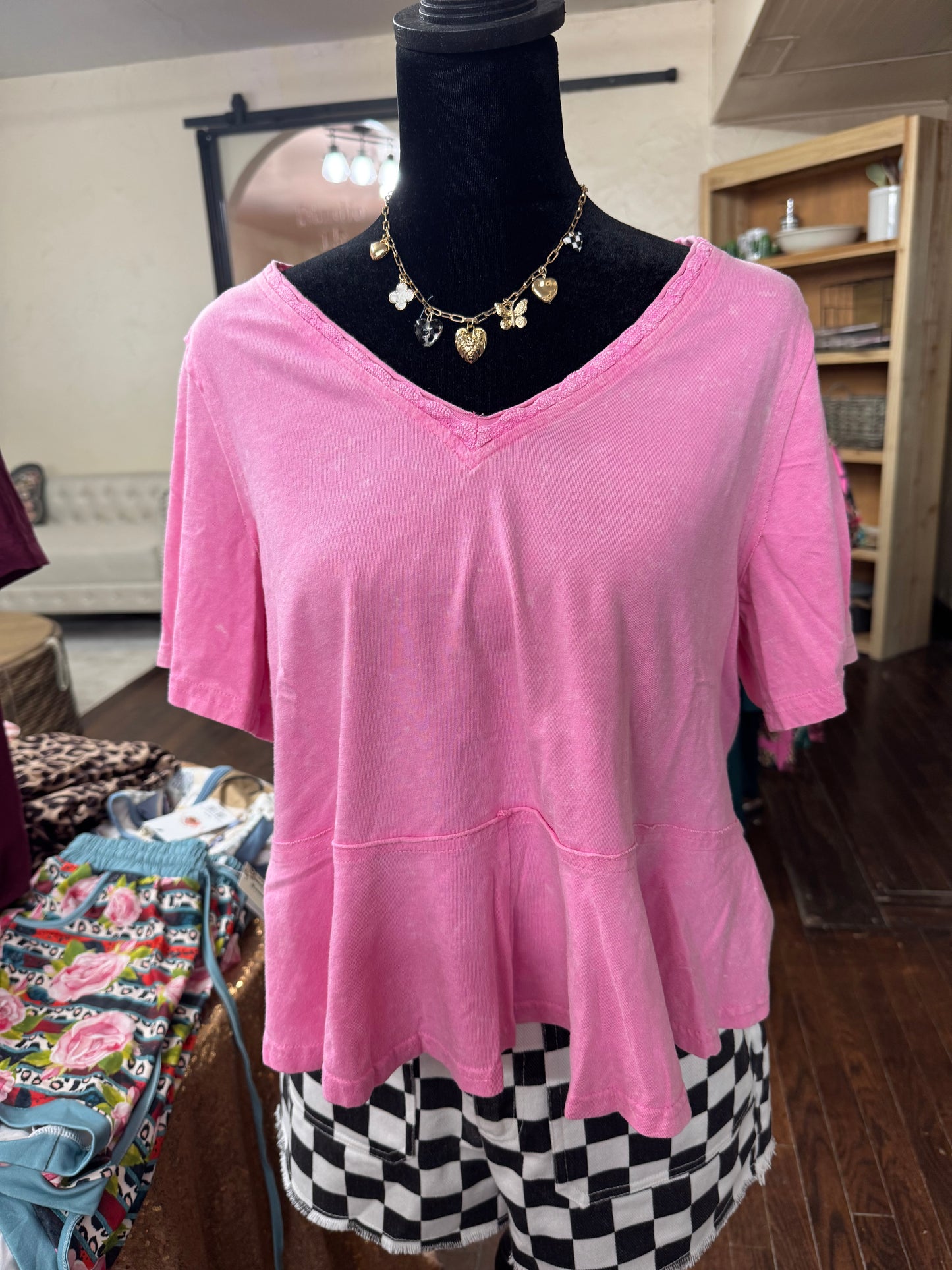 Mineral Wash V-Neck Top *2 options