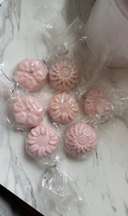 Lavender & Lilly 2oz Handmade Soap