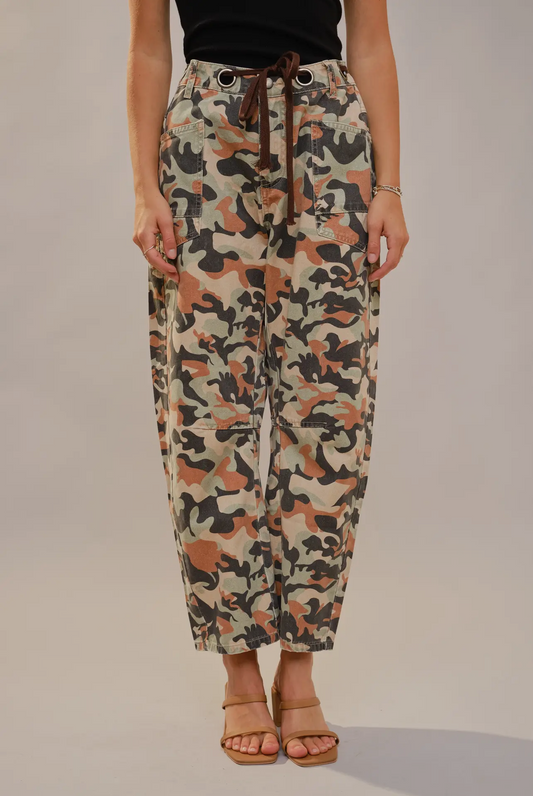 Camo Print Barrel Pants with Grommets