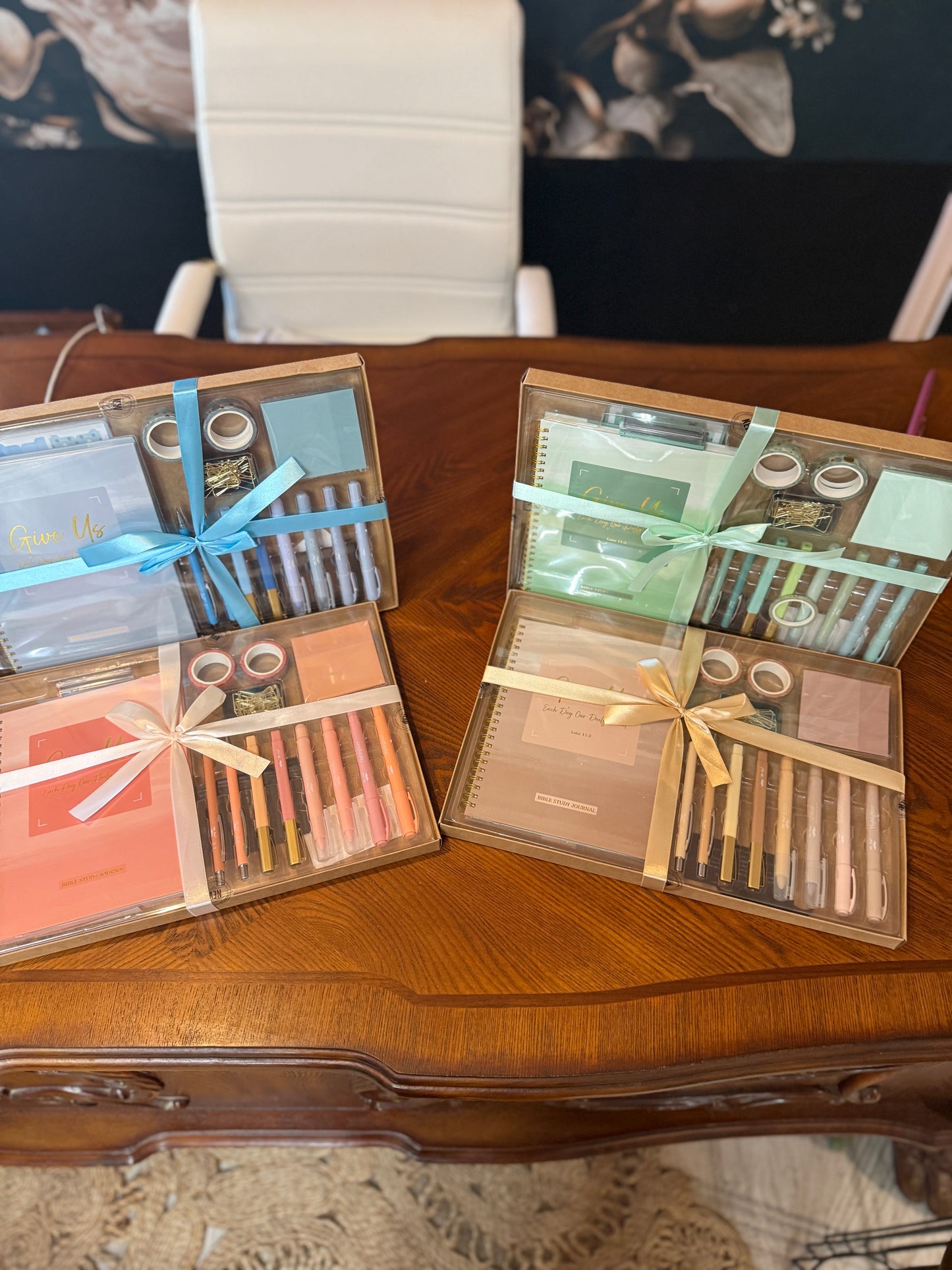 Women’s Bible Journaling Kit